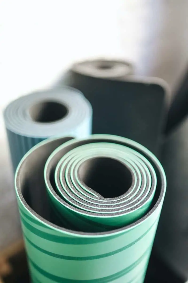 When An Expensive Yoga Mat Is Worth It (And When It Isn’t)