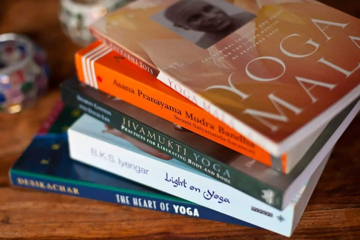 Books for Yoga Teachers: 29 Great Books For Continuous Learning